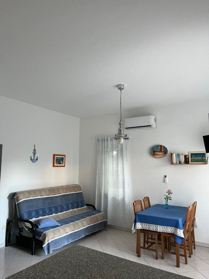 Villa Claudia Beach Apartment Premantura Bagian luar foto